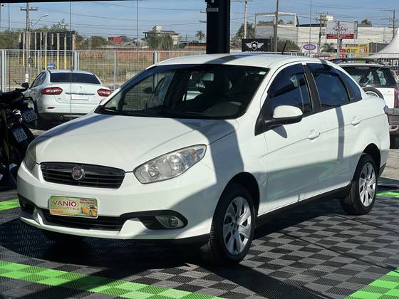 FIAT SIENA 1.4 MPI EL 8V FLEX 4P MANUAL FIAT SIENA 1.4 MPI EL 8V FLEX 4P MANUAL